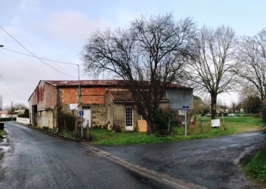 Entre La Rochelle et Niort - Proche FERRIERES Entre La Rochelle et Niort - Proche FERRIERES